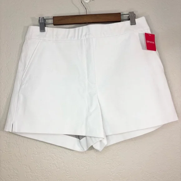 NWT Spanx On-the-Go 4” Silver Lining Technology Shorts Classic White Size L - Picture 4 of 13
